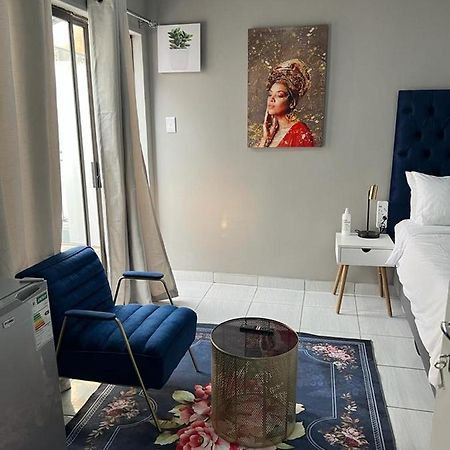 Willow Guest House Boksburg Ngoại thất bức ảnh