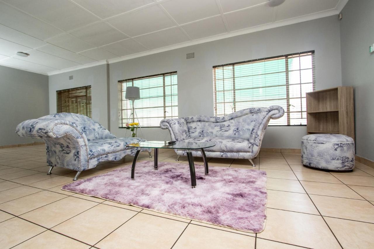 Willow Guest House Boksburg Ngoại thất bức ảnh