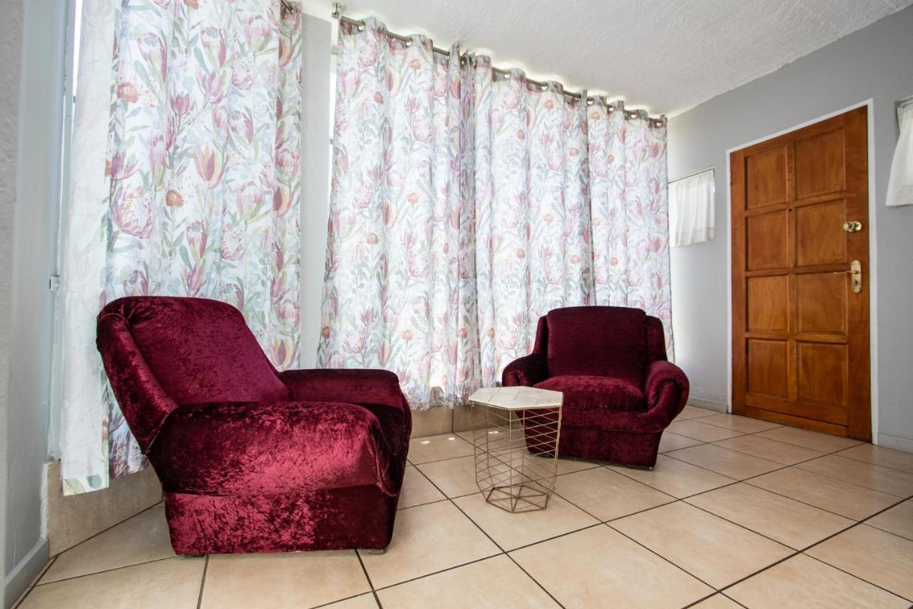 Willow Guest House Boksburg Ngoại thất bức ảnh