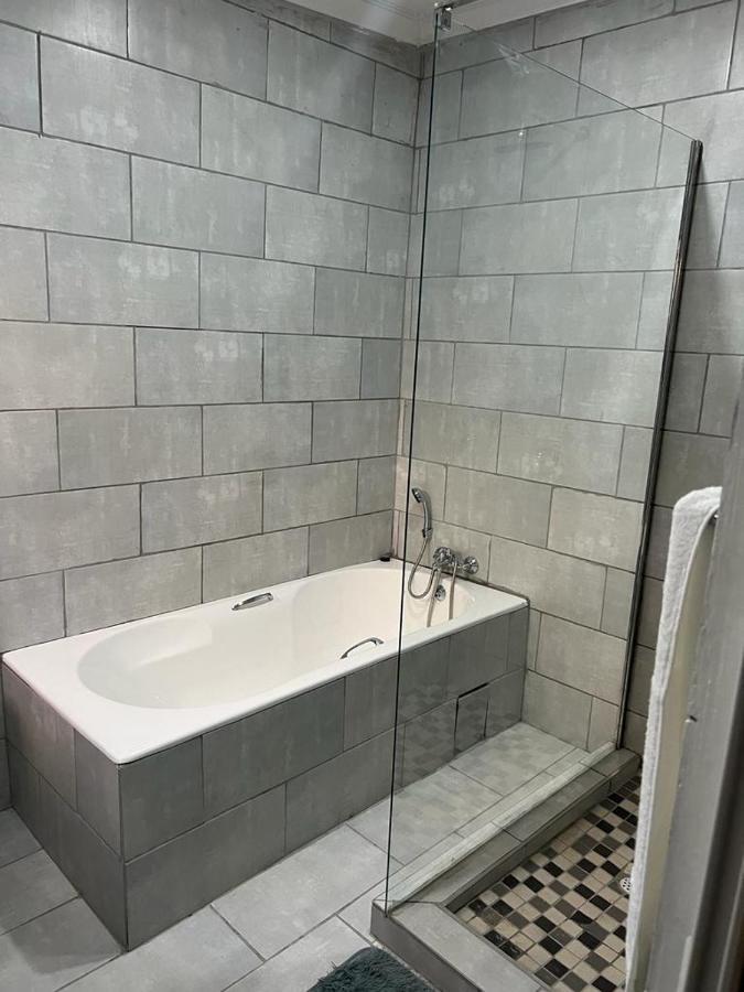 Willow Guest House Boksburg Ngoại thất bức ảnh